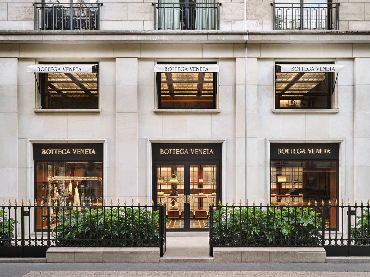 22 Avenue Montaigne: The Store - News