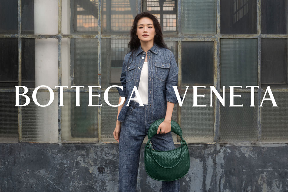 Three different ways to wear your Bottega Veneta mini pouch