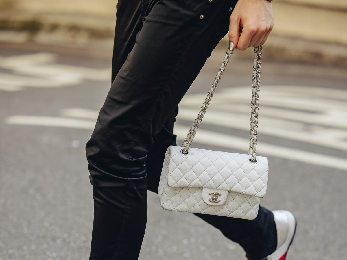 LET'S PLAY  Everyday outfits, Goyard bag, Casual street style