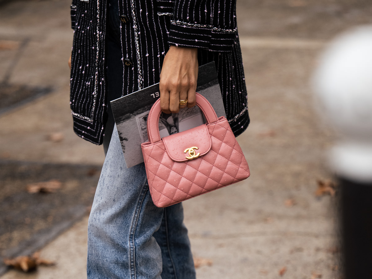 A Closer Look at the New Chanel 22 - PurseBlog