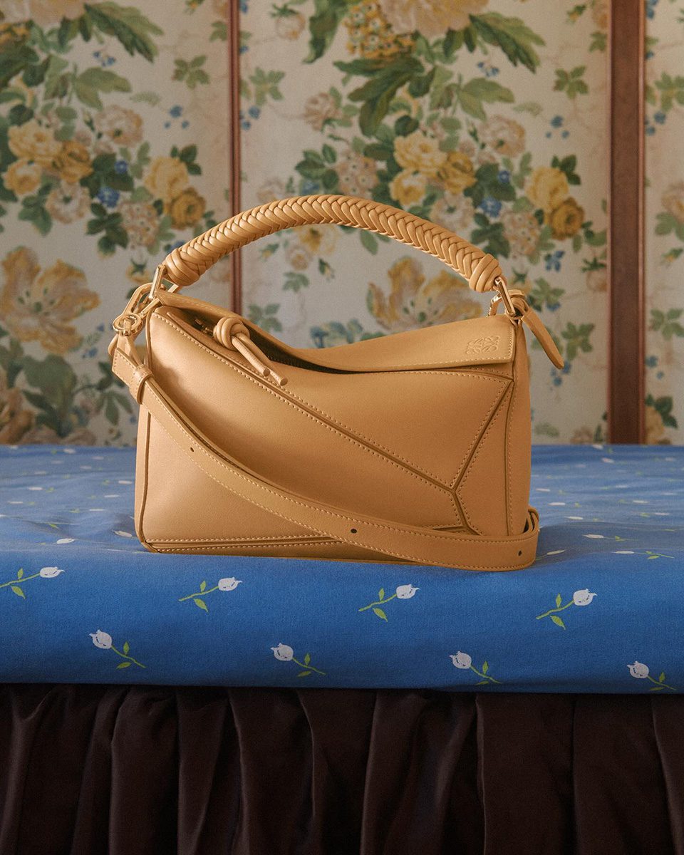 Loewe Puzzle Bag Tan 3