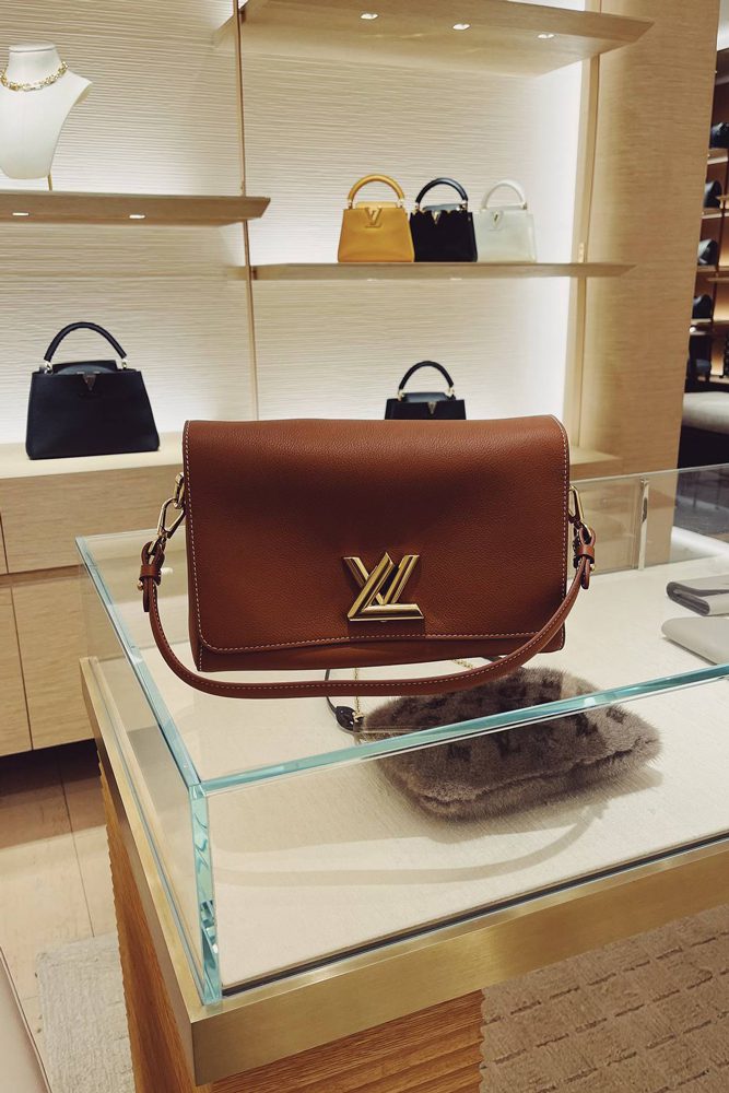 Lv twist handbag online